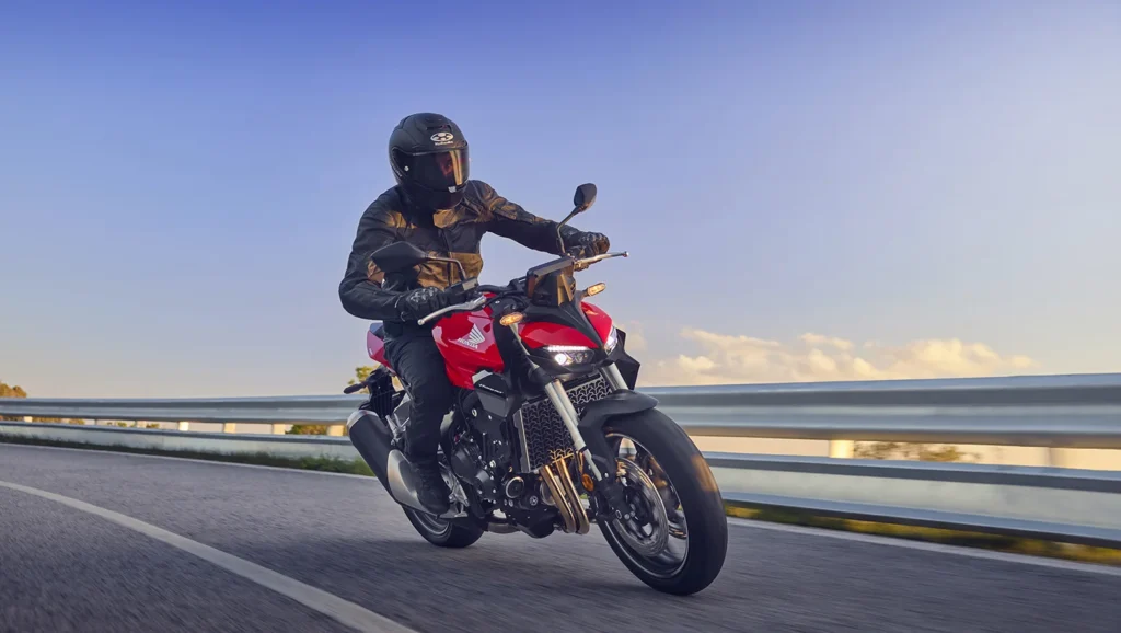 Honda CB1000 Hornet, foto 2