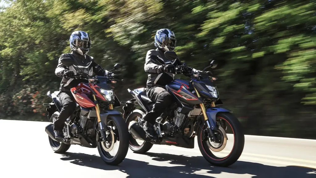 Honda CB300F Twister, foto 3