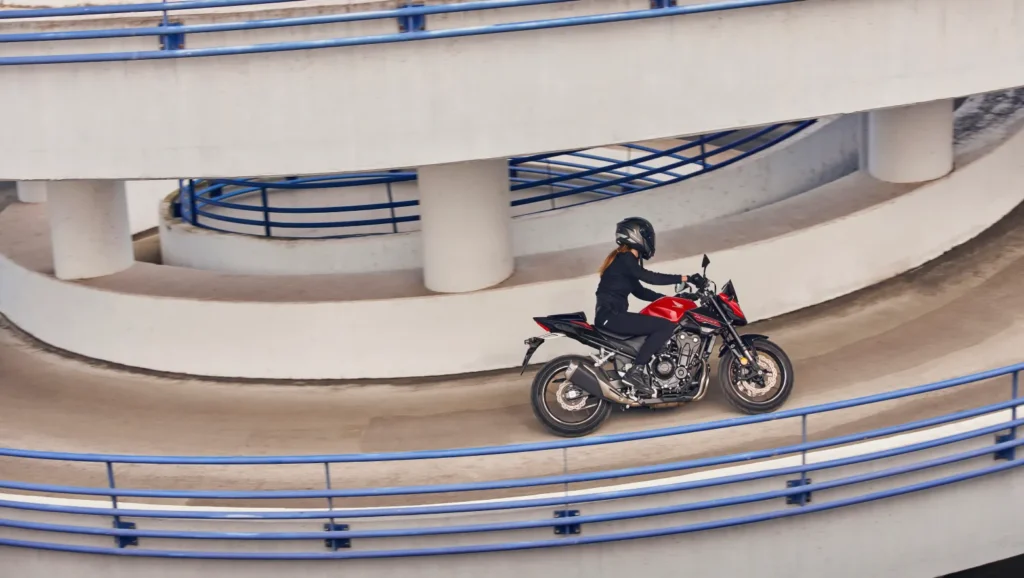 Honda CB500 Hornet, foto 4